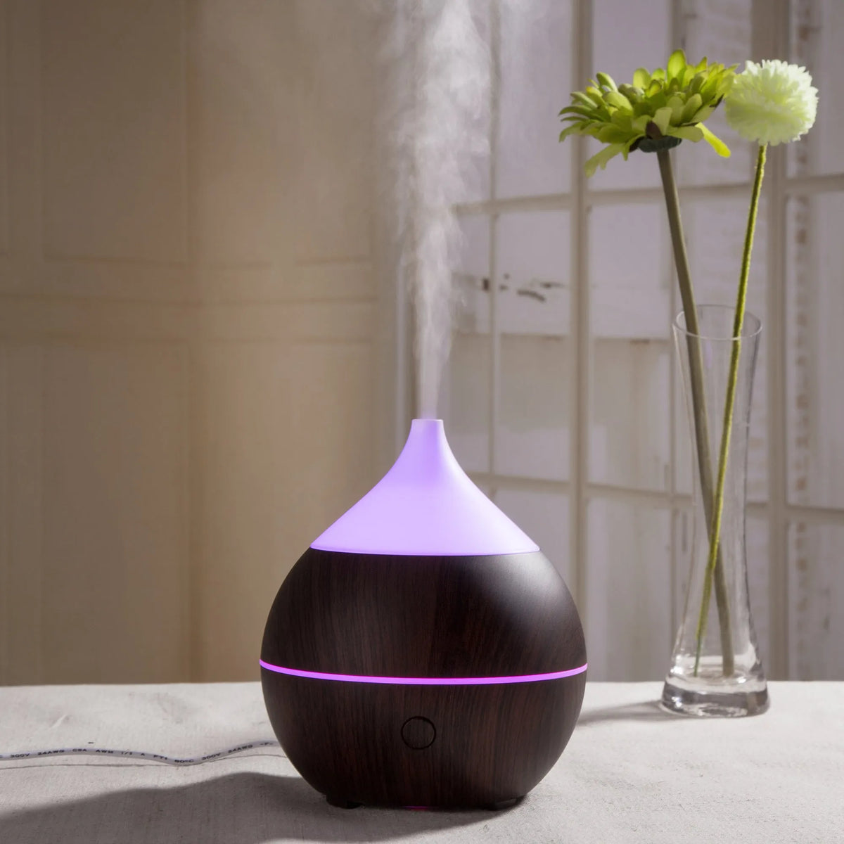 200ml PP ultrasonic aromatherapy humidifier with hollow seven colour lamp, 12.9cm diameter, 15cm height, wood grain finish