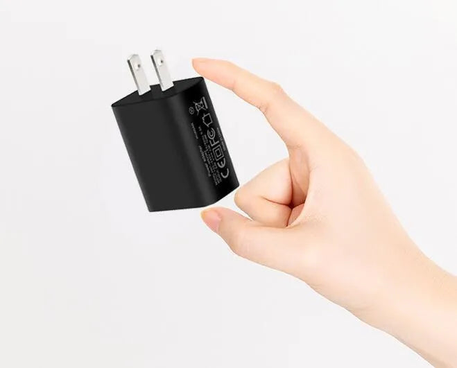 STARTRC fast charger head for DJI OM4, OSMO Mobile 2 and Mobile 3 gimbals in black or white with US or EU plug