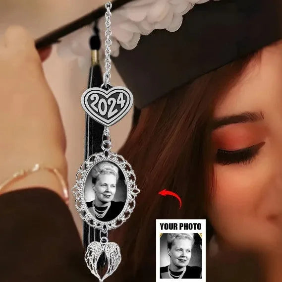 Metal photo pendant necklace with electroplated finish and Love 2025 model stainless steel engraving, 15cm length