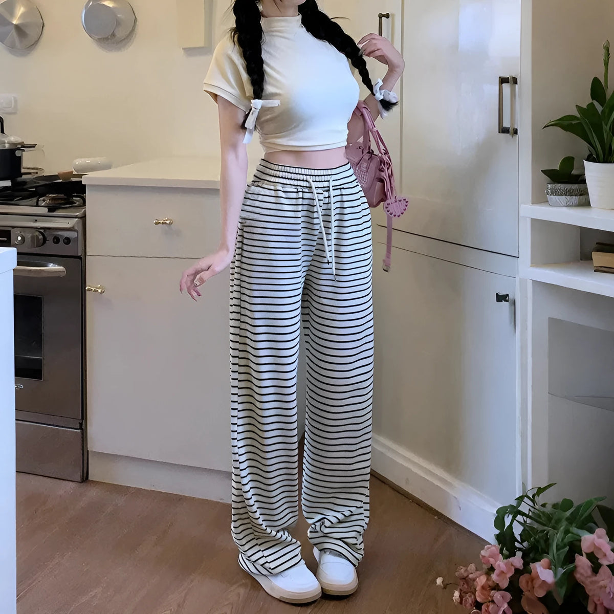Wide-leg polyester casual pants in black or apricot, non-ironing, micro elasticity, sizes M to 5XL
