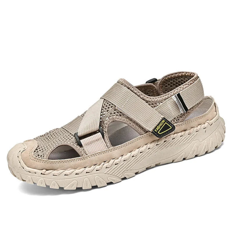 Men's casual sandals with genuine leather upper and mesh lining in elastic band style