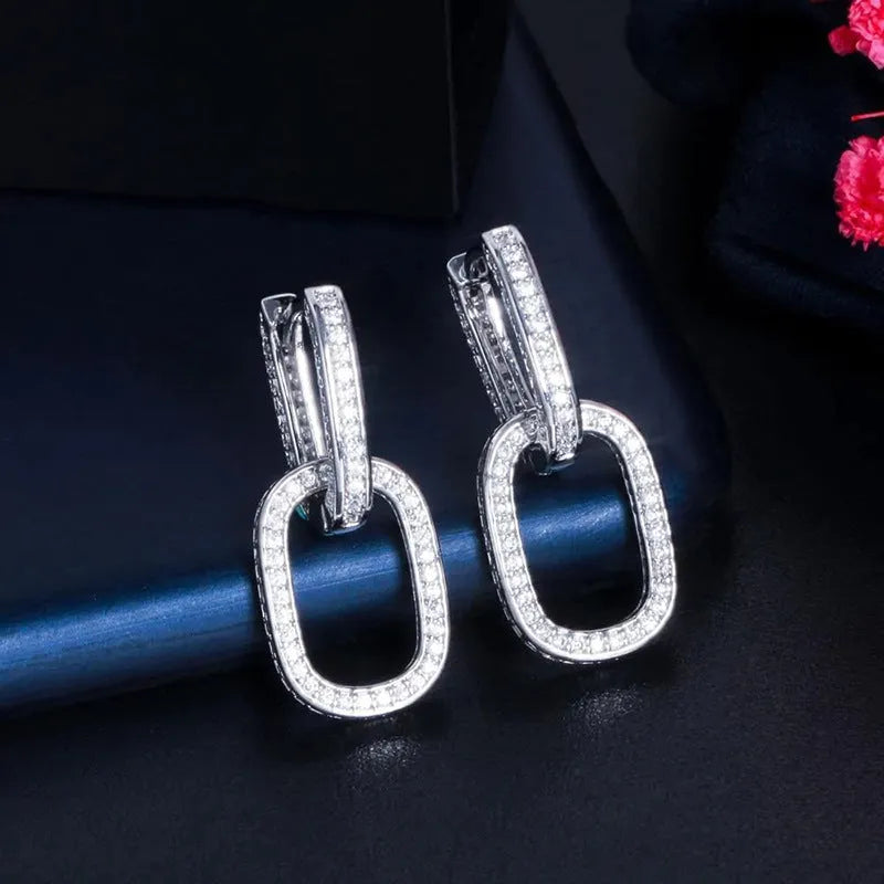 U-shaped geometric earrings for women with inlaid zircon and copper, in white gold or yellow gold colour