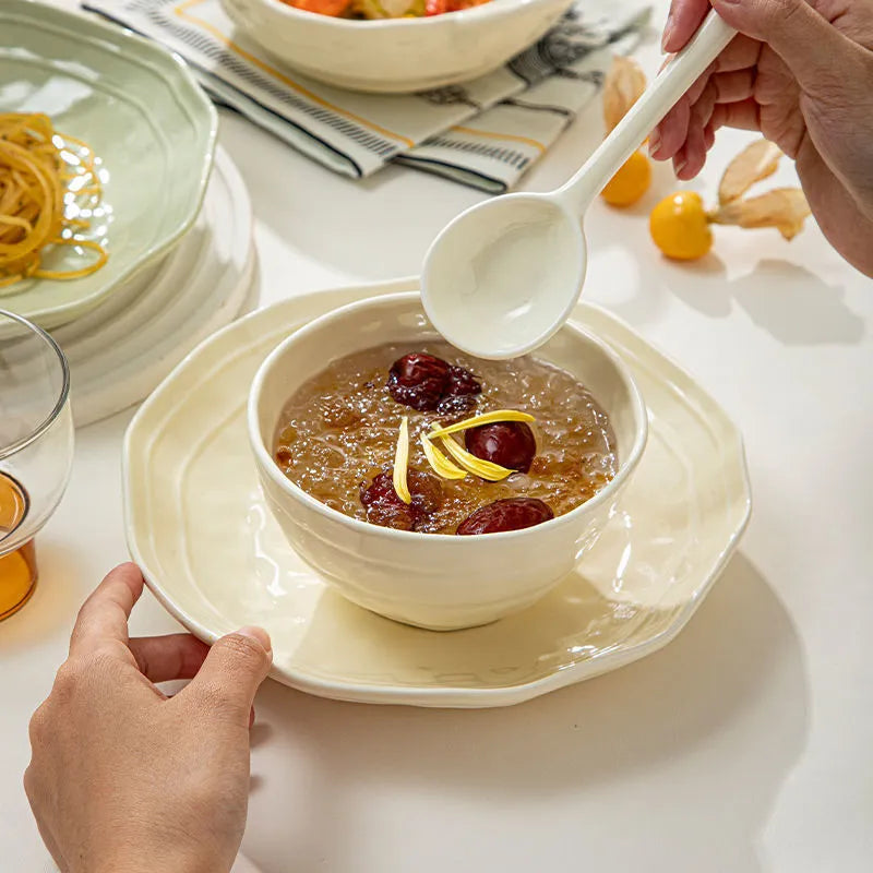 Solid colour ceramic tableware seven-piece set with modern simplicity design