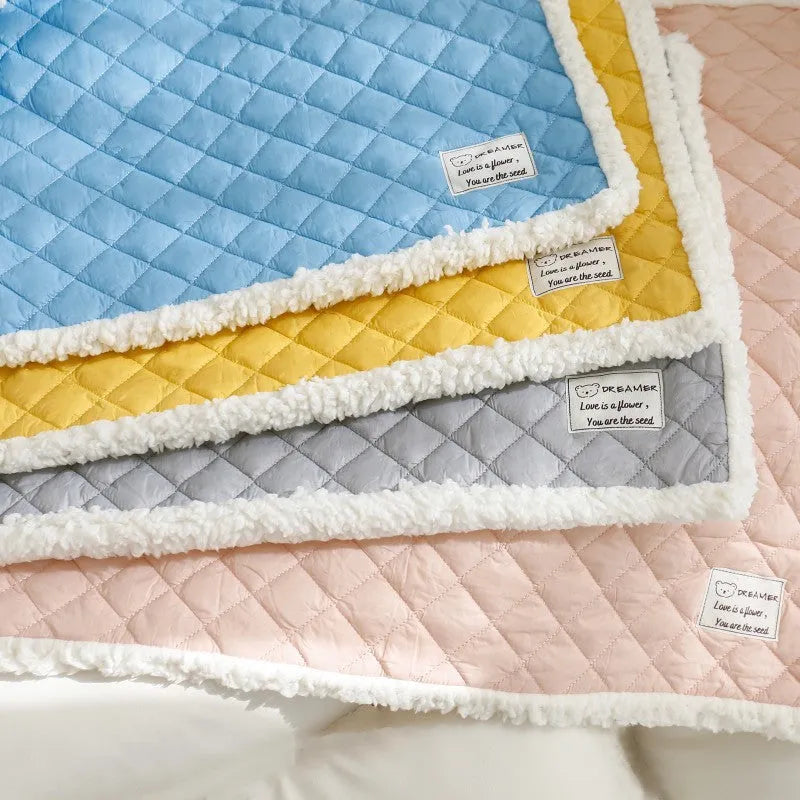 Quilted terry cloth cat blanket in blue, grey, pink or yellow colours