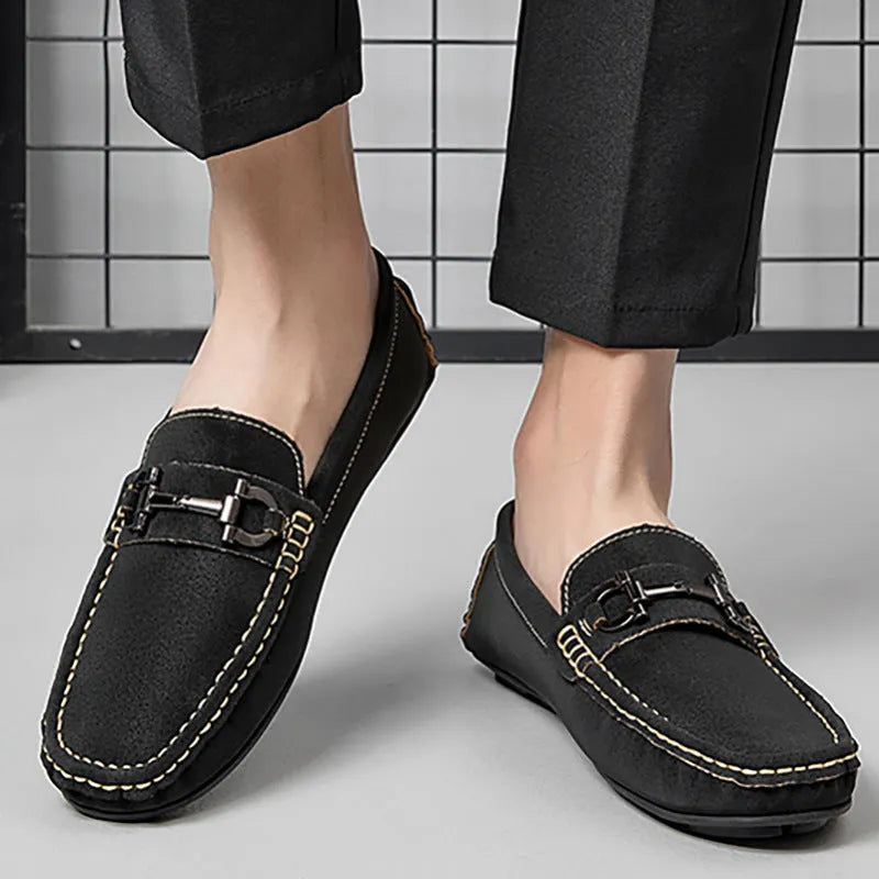 Men's brown casual leather shoes with rounded toe and rubber sole