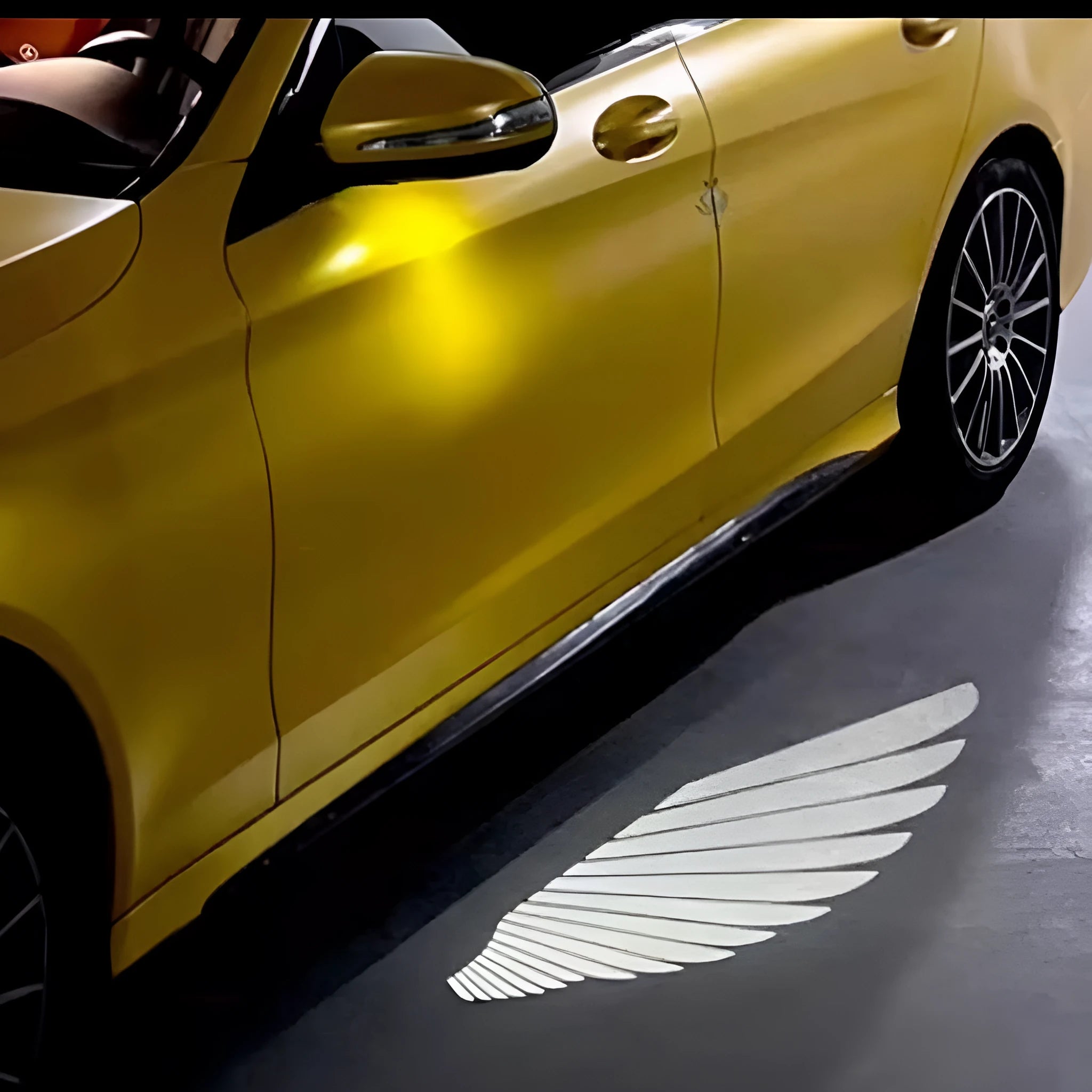Car rearview mirror angel wings projection courtesy lamp with aluminium housing and white LED light