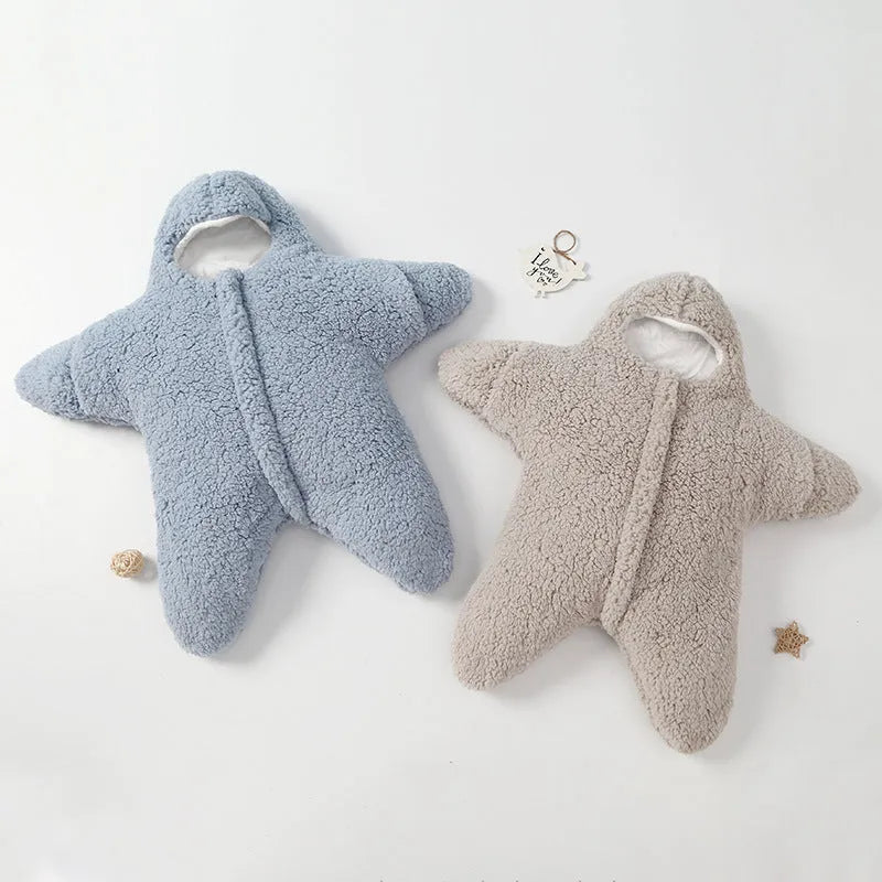 Cashmere and cotton baby sleeping bag with hood and zipper closure for winter newborn warmth