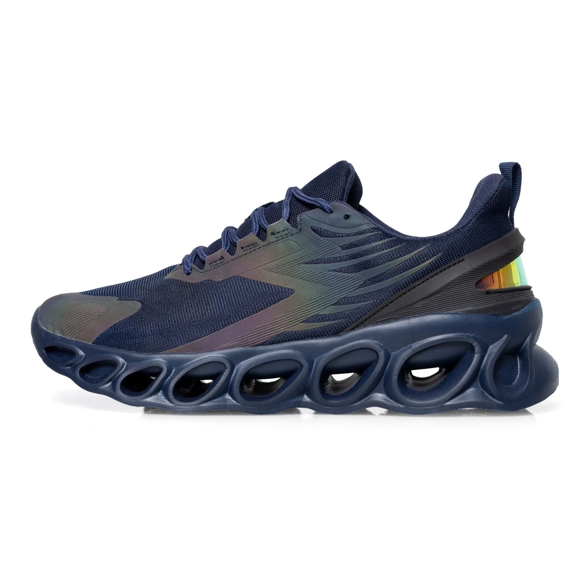 Men's low-top casual sports shoes in black with mesh upper and lace-up front.