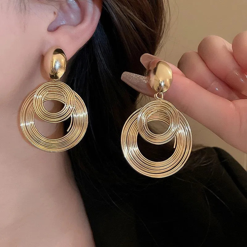 Retro circle exaggerated earrings for women gold silver alloy geometric 5.5 x 3.3 cm