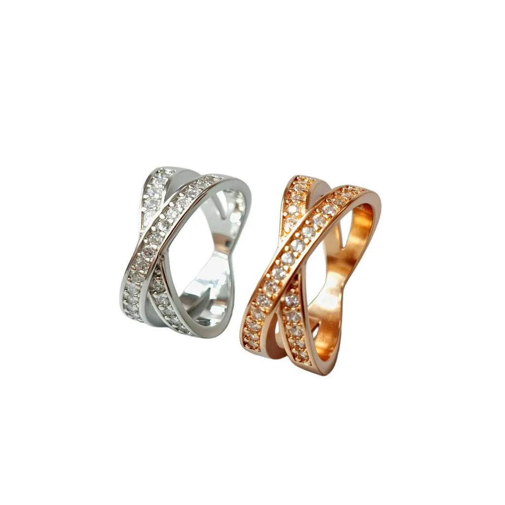 Copper ring with a metal cross design, micro-inlaid zircon, and electroplated silver or rose gold finish.
