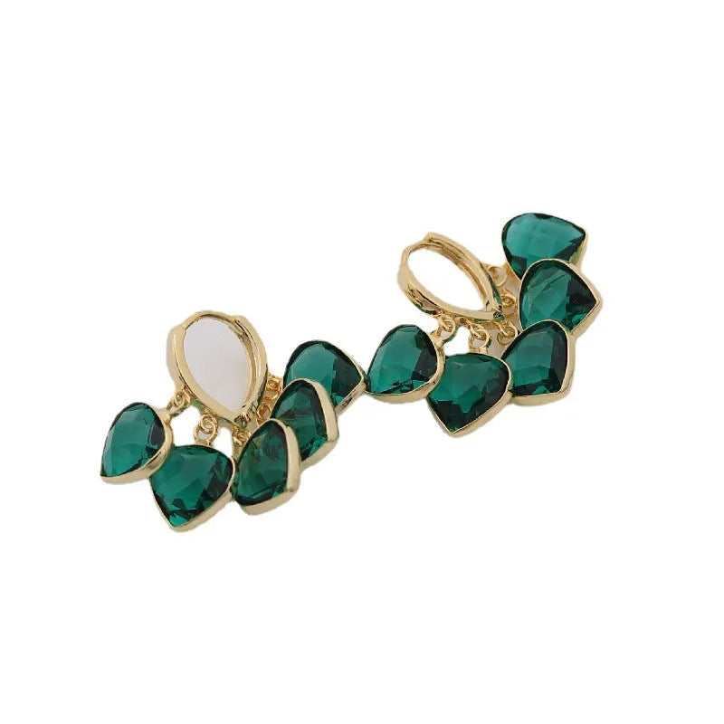 Korean style green heart ear clip earrings with dancing glass pendant and artificial gemstones