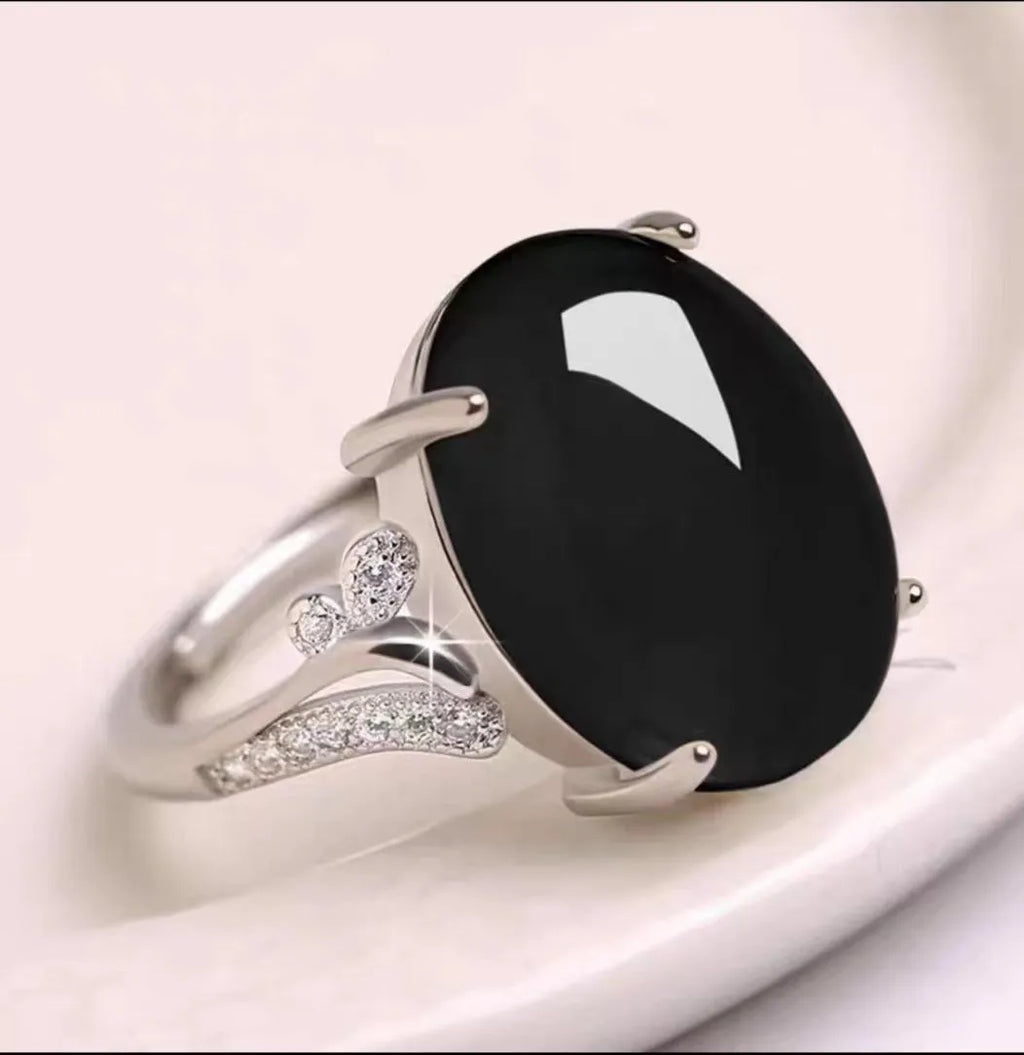 Natural sapphire ring with adjustable opening and geometric ethnic design in five colour options