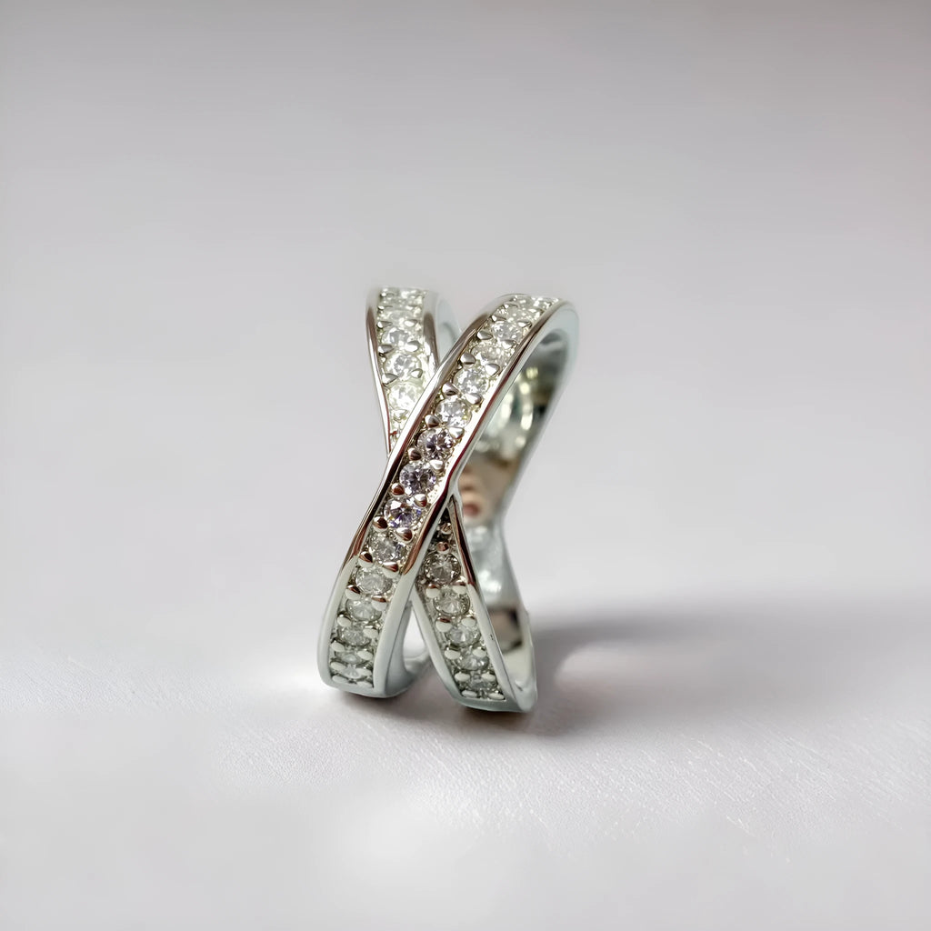 Copper ring with a metal cross design, micro-inlaid zircon, and electroplated silver or rose gold finish.