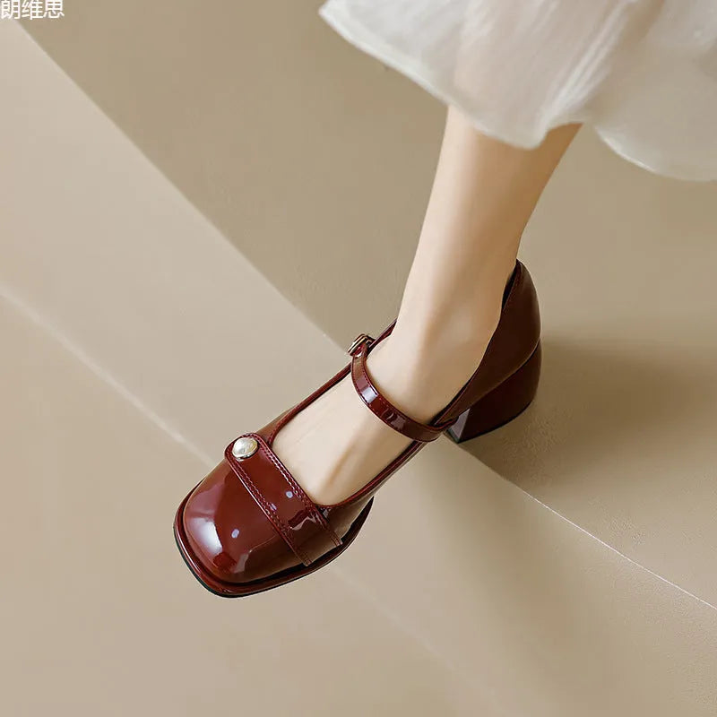 Women's apricot patent leather chunky heel hiking shoes with square toe and buckle fastening