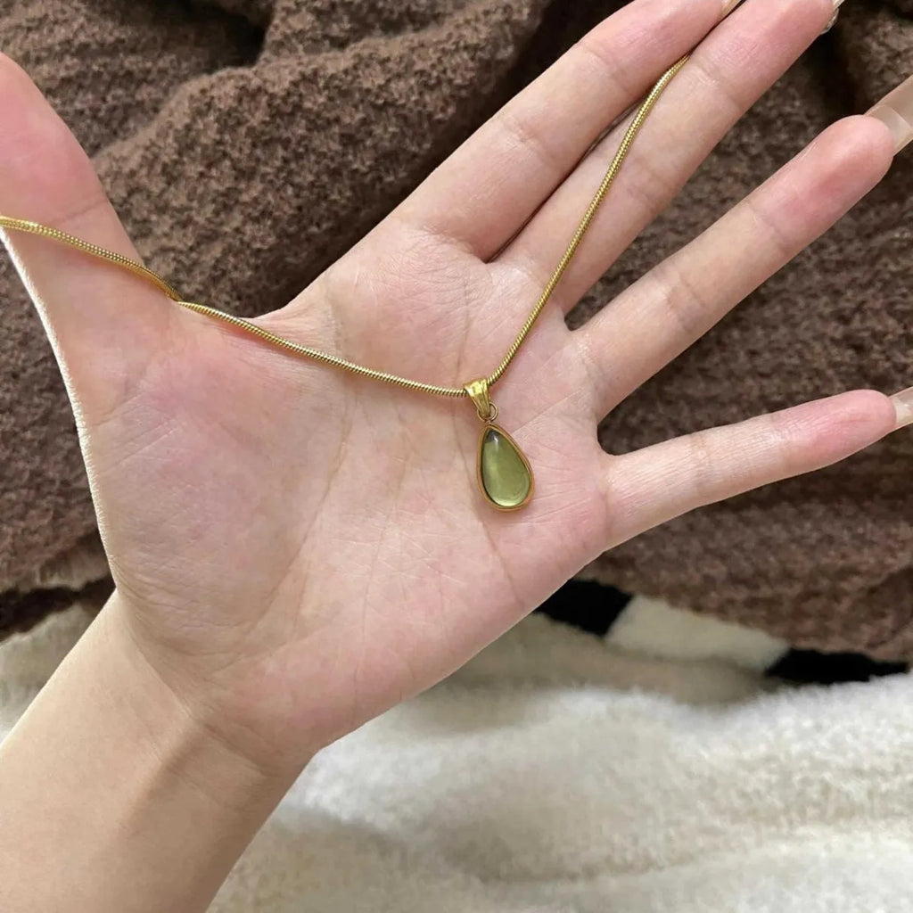 Retro blue and green water drop necklace with mixed gem pendant on snake bones chain
