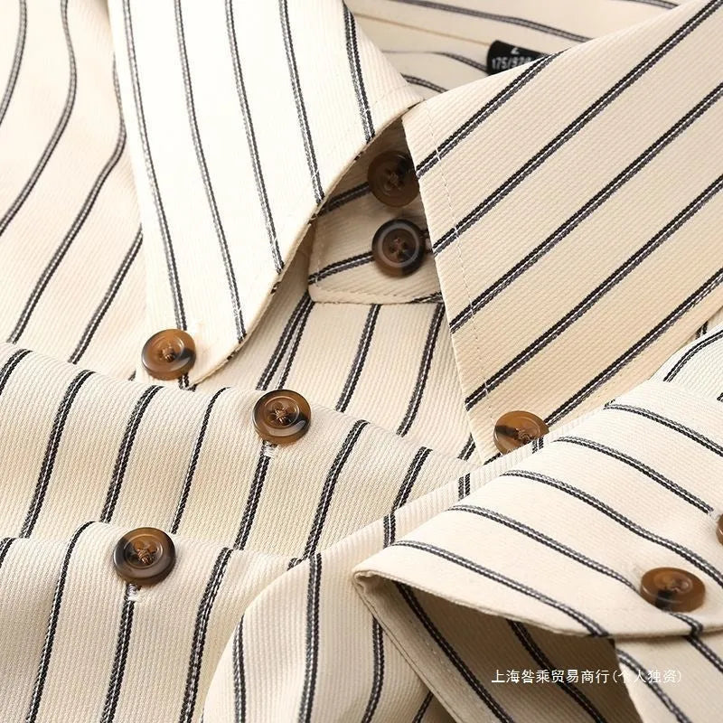 Coffee coloured striped men's long-sleeved shirt with slim fit and non-iron wool lining