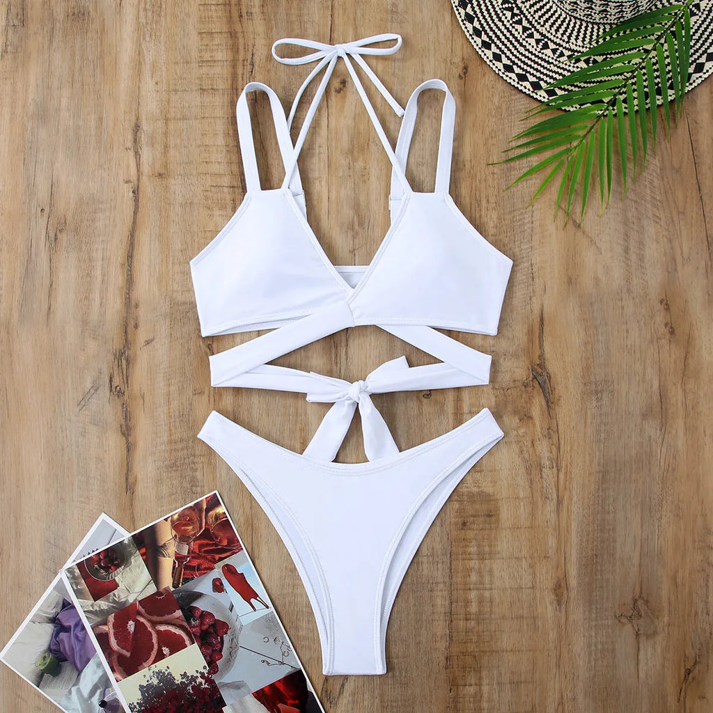 Women's solid colour strap beach bikini swimsuit in briefs style