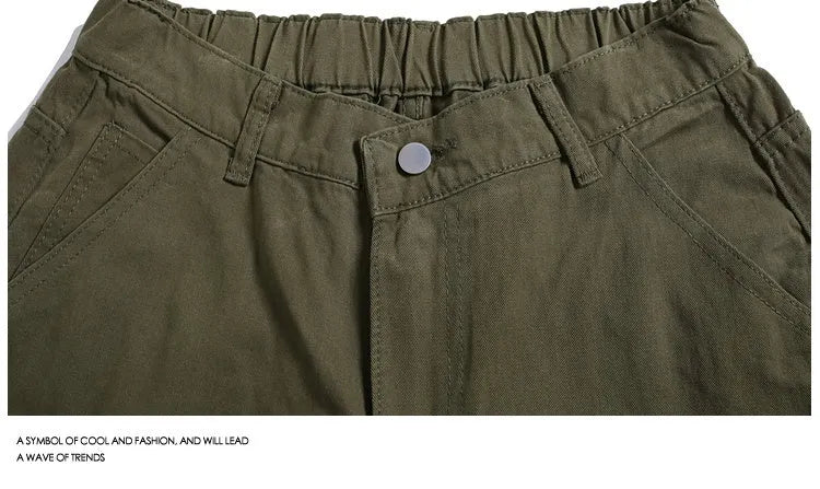 Workwear rivet cropped pants in wide-leg shorts style with mid waist and micro-elastic fabric