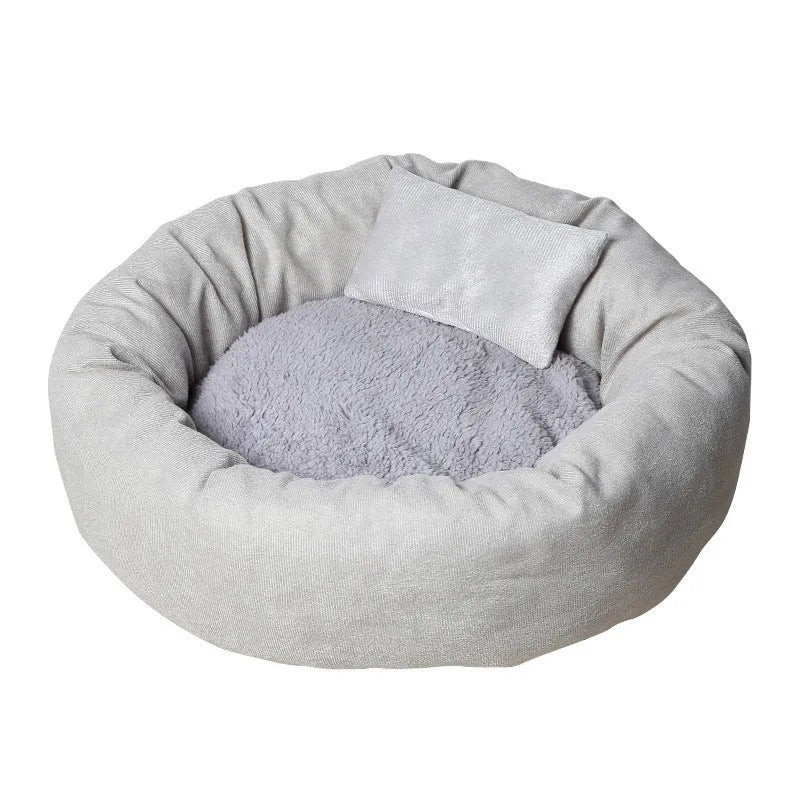 Round light grey dog bed with PP cotton filling and soft plush fabric