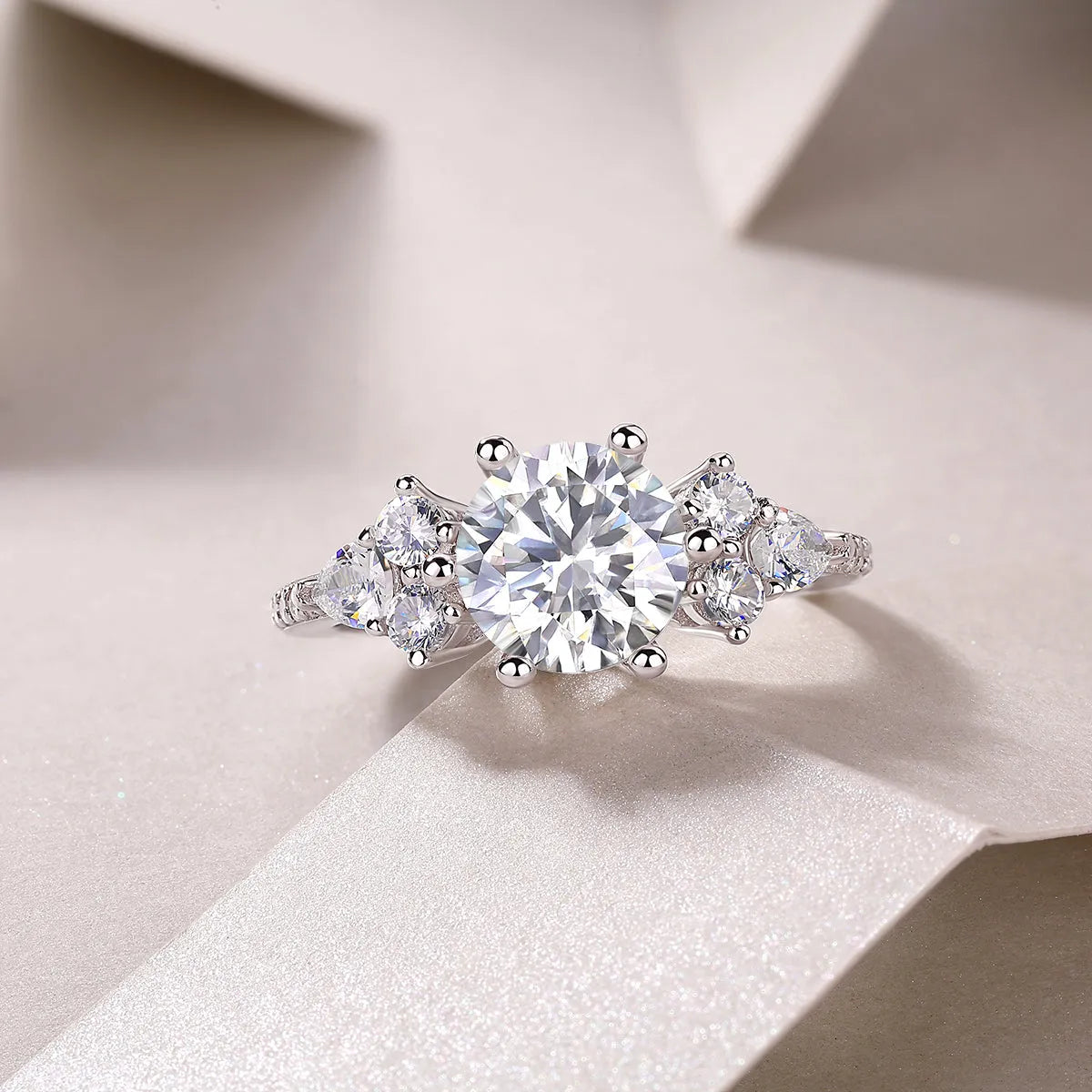 2-carat moissanite wedding ring set S925 silver platinum-plated band on white background with gift box and GRA certificate