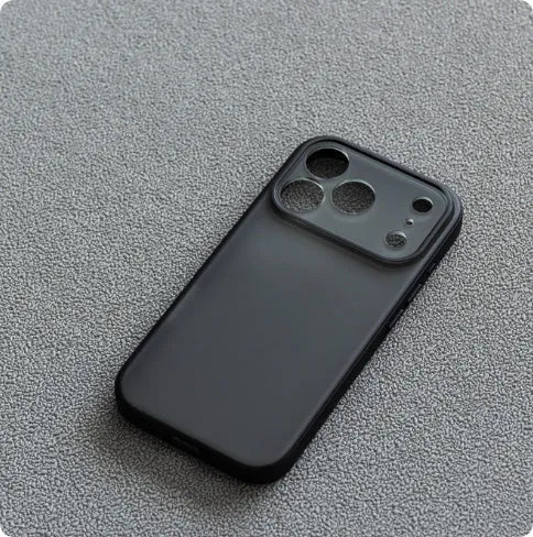 Magnetic phone case for iPhone 17 with anti-fall protection in transparent black finish