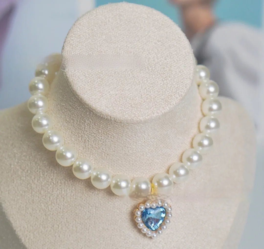 Decorative cat collar necklace with love gem design in translucent colours