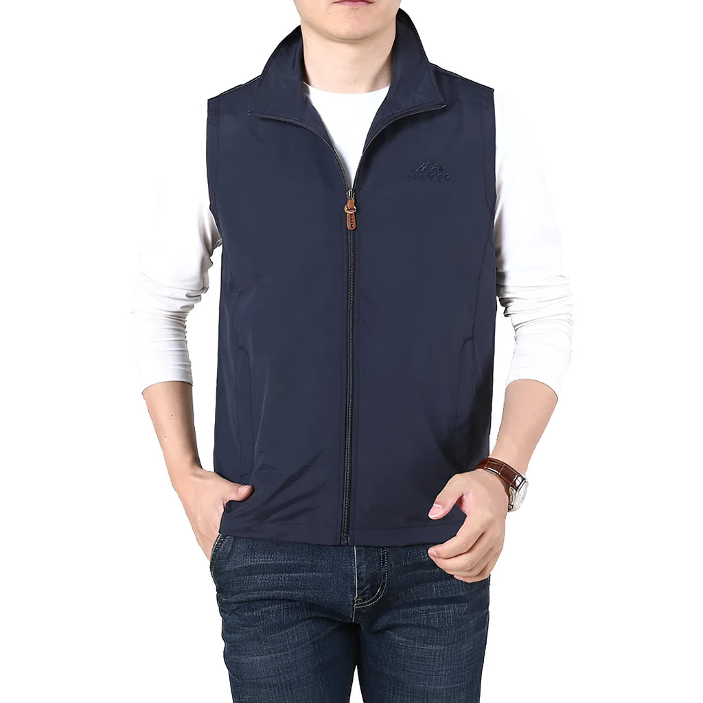 Men's thin waistcoat vest in chemical fibre blend fabric with side seam pockets and nylon lining