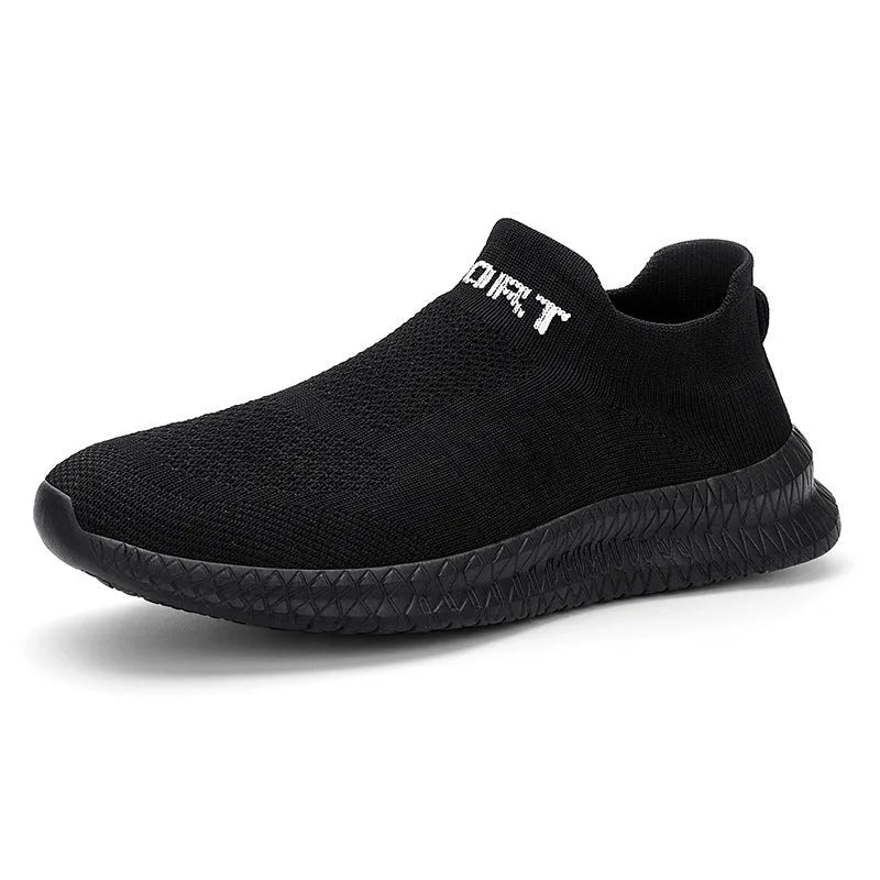 Men's low-top casual shoes with Flyknit upper in black, blue, grey or yellow with flat heel design
