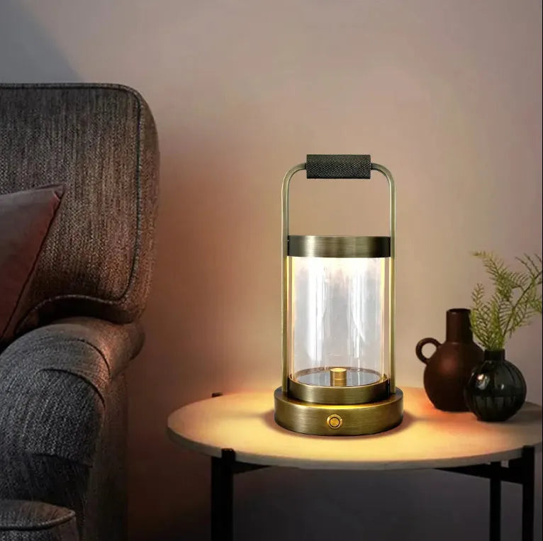 Alloy desk lamp in antique brass with 2W LED, 3000K light, 5200mAh battery and Type-C charging