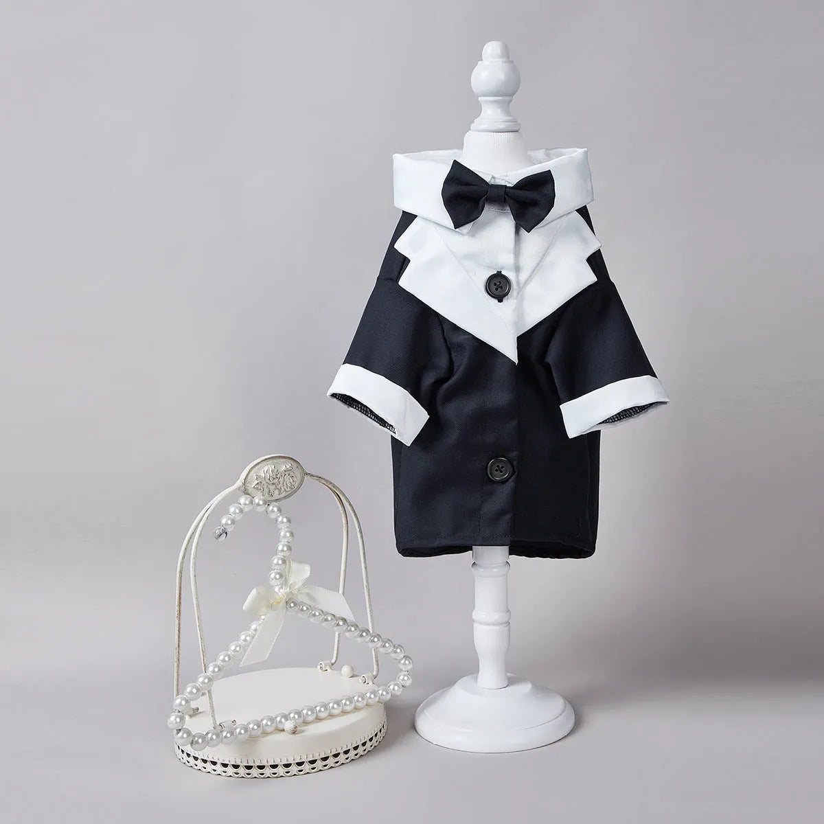 Chinese-style gentleman four-legged suit wedding dress for dogs in polyester fabric