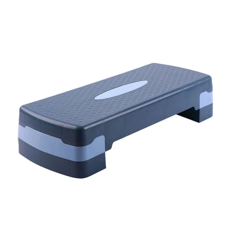 Fit step aerobics platform in grey, green, or orange, measuring 68 cm long by 28 cm wide and 15 cm high.