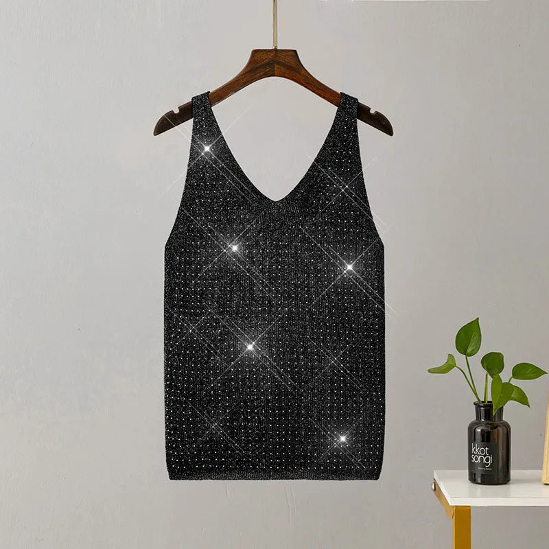 Ice silk knitted V-neck camisole with diamond-encrusted bright thread in apricot colour, slim fit, one size