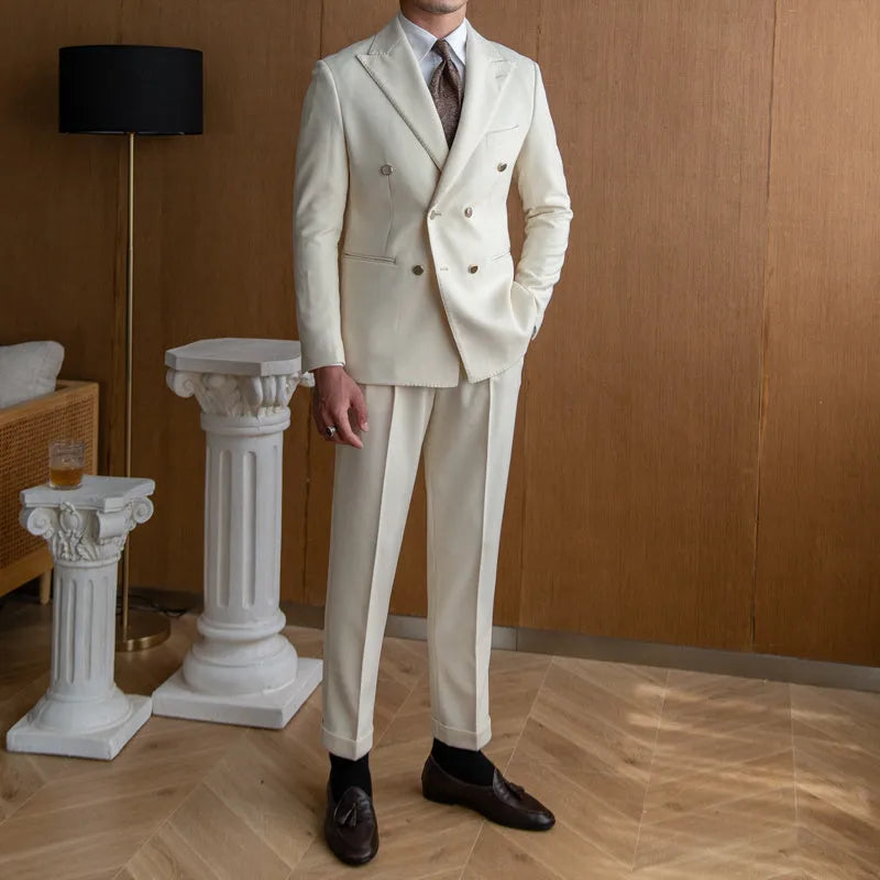 Men's slim double-breasted suit in off-white with two-button placket and long sleeves