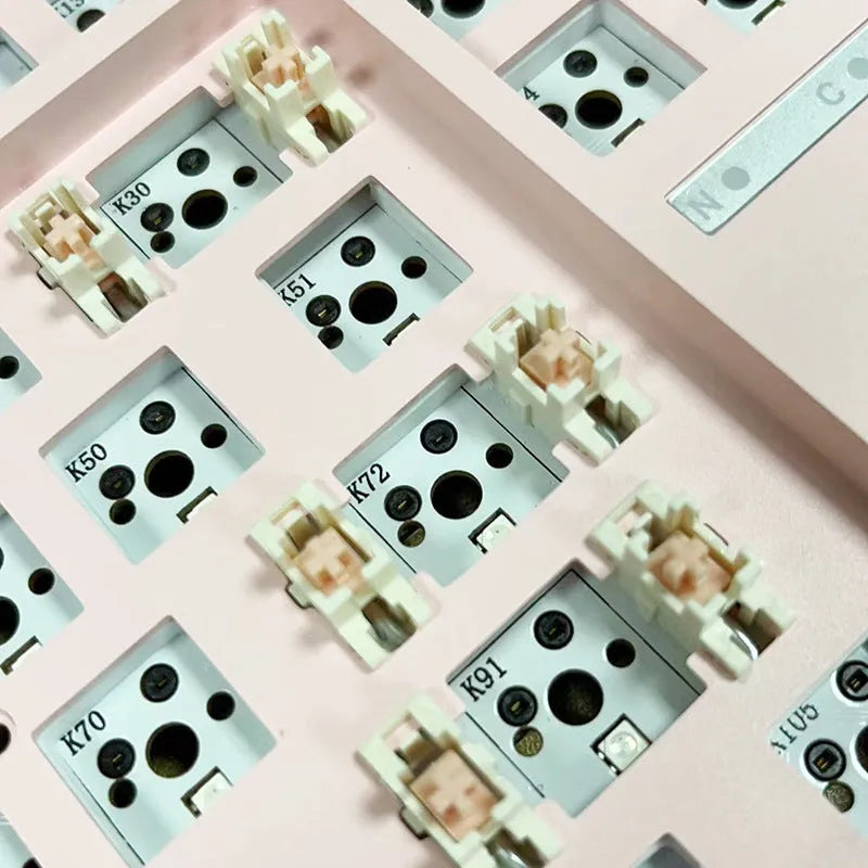 Hot Plug Seat The Third Mock Examination DIY mechanical keyboard kit with plastic housing and included tools.