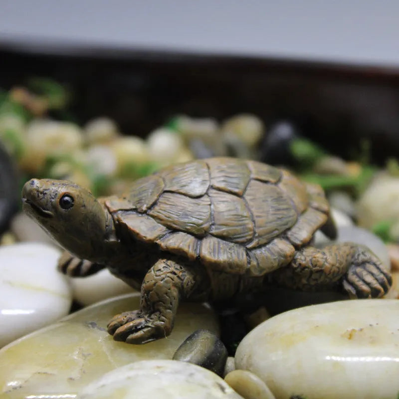 Realistic green and brown resin turtle garden ornament for miniature landscapes