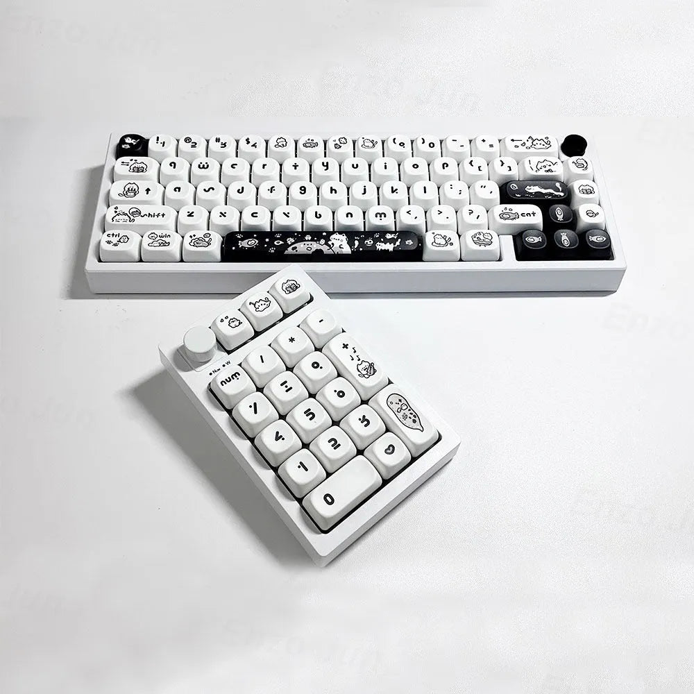 Kitten's Fantasy keycap set with black and white cat design in MOA profile on a mechanical keyboard