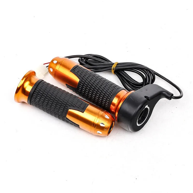 Three-wheel electric vehicle accelerator handle with three-speed rotating mechanism and optional horn button