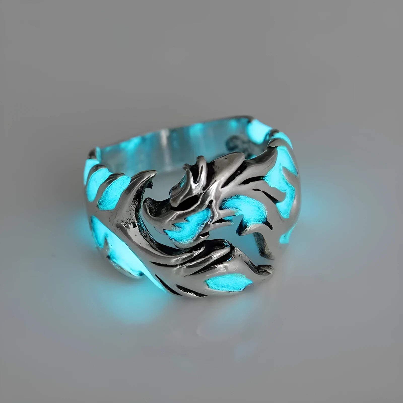 Adjustable Chinese dragon pattern ring in antique silver, blue, and green electroplated metal