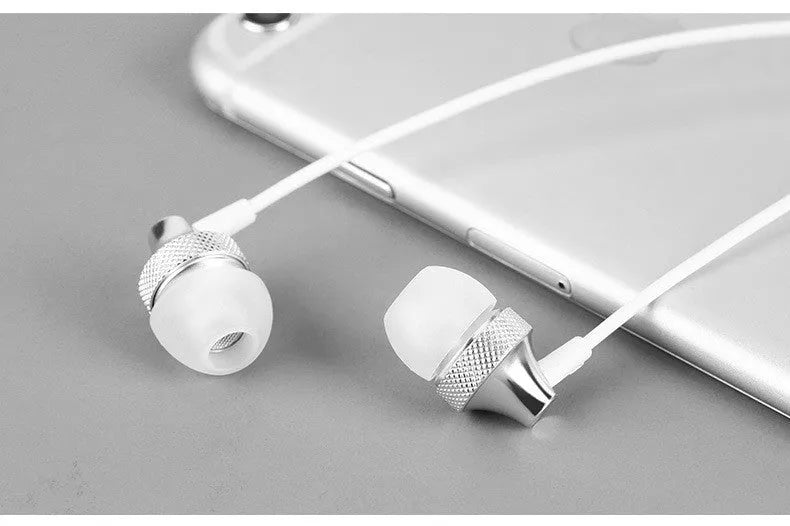 Auricular Metal Fever heavy bass in-ear headphones in copper metal with wheat cable