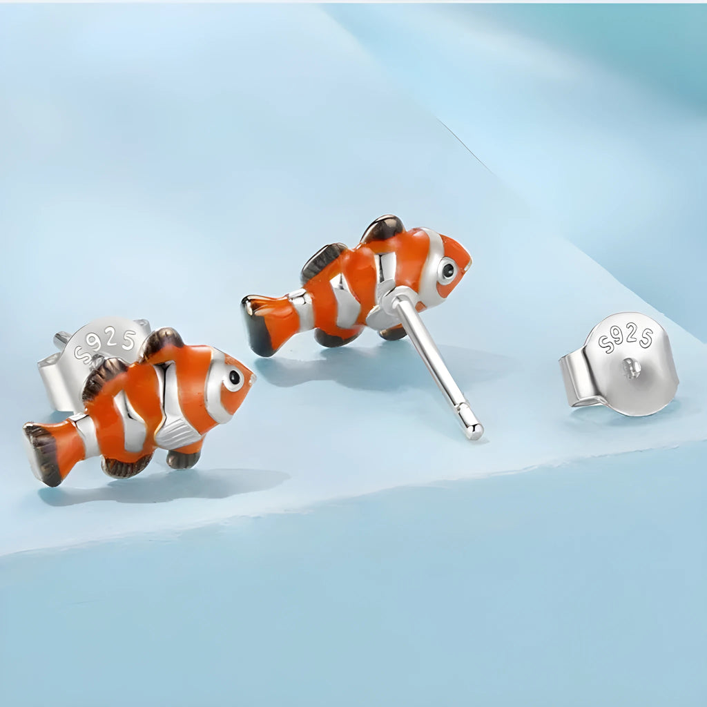 Clownfish stud earrings in 925 silver with dripping oil finish, colour SCE1918, one pair