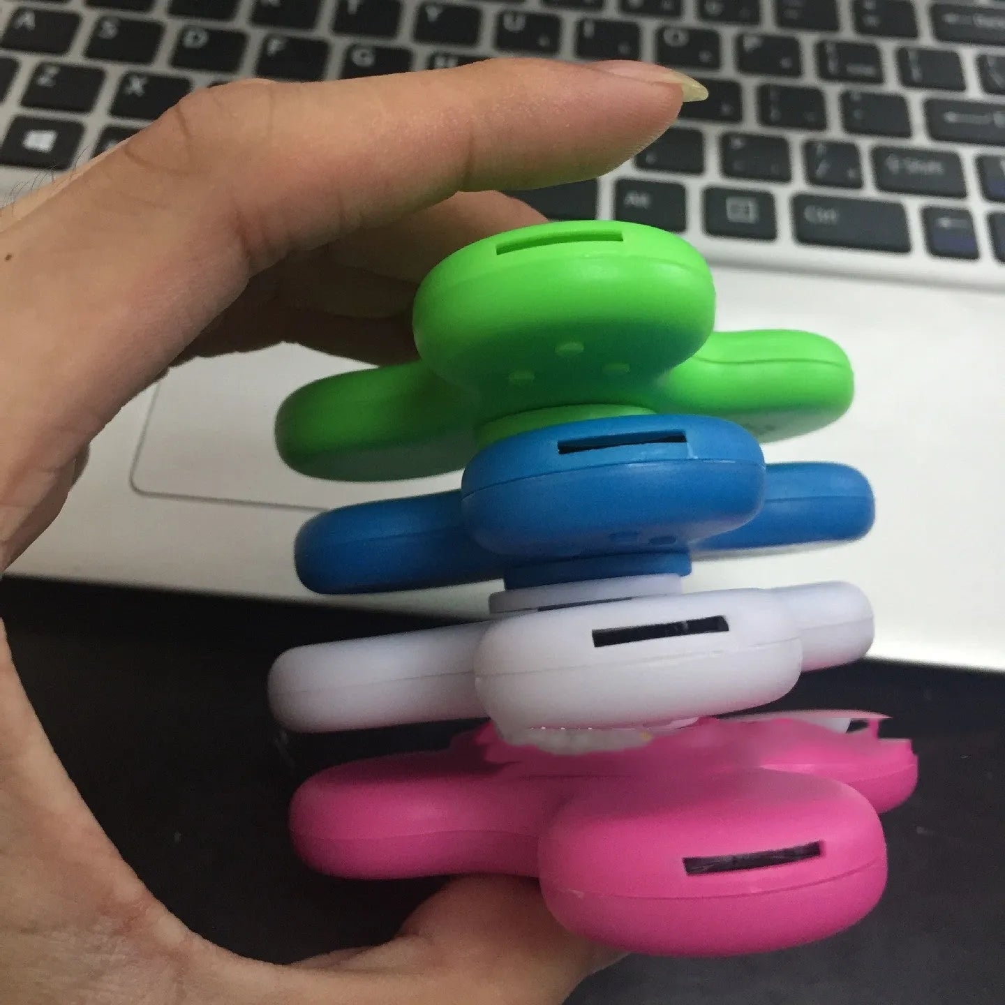 Blue Bluetooth speaker music fidget spinner with MP3 player function and TF card slot
