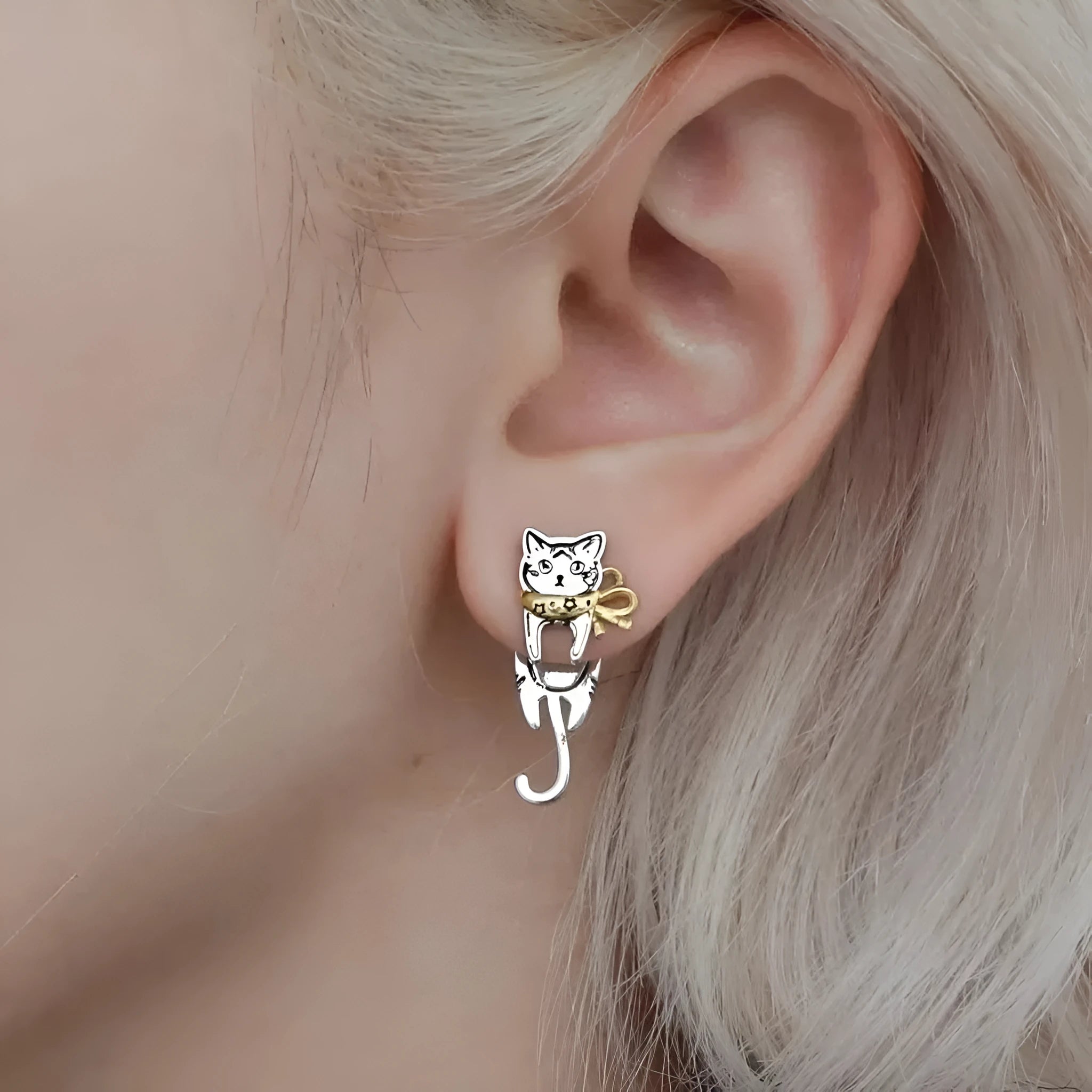 Graffiti cat earrings in copper with original niche sweet cool design and animal zodiac motif