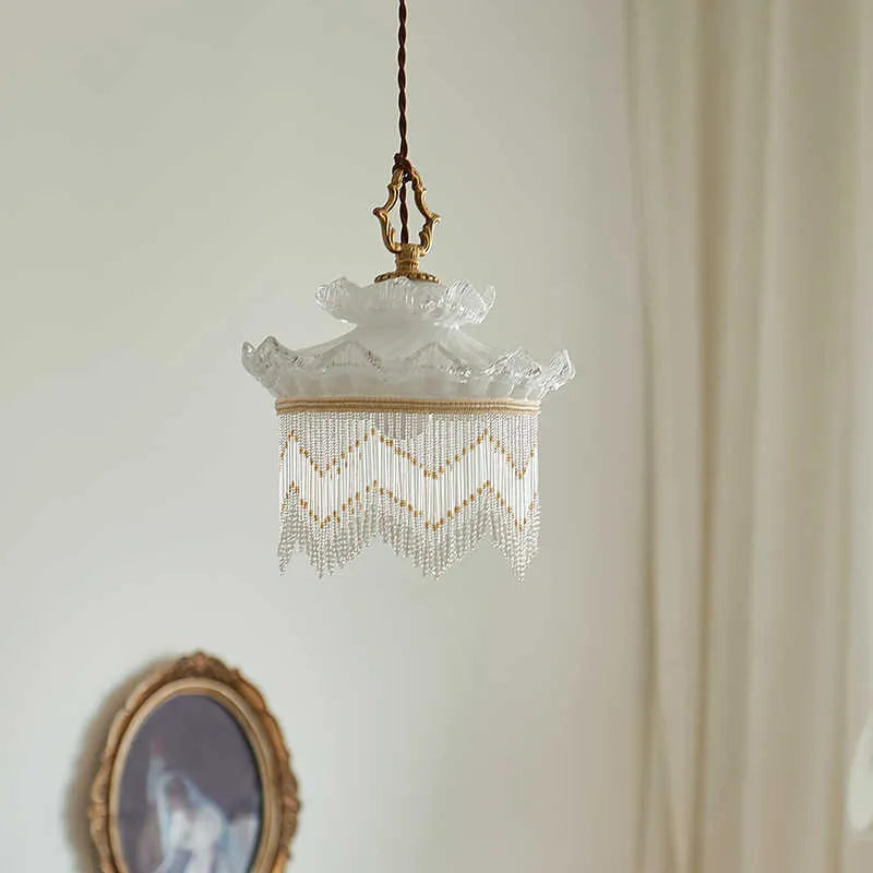 Tassel chandelier with copper lamp body and glass lampshade, LED light source, for dining room or bedroom