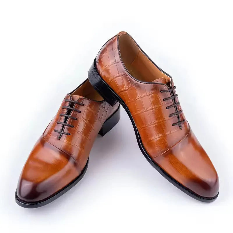 Men's handmade dress shoes in brown or black first layer cowhide with pointed toe and rubber sole, EU39-EU47.