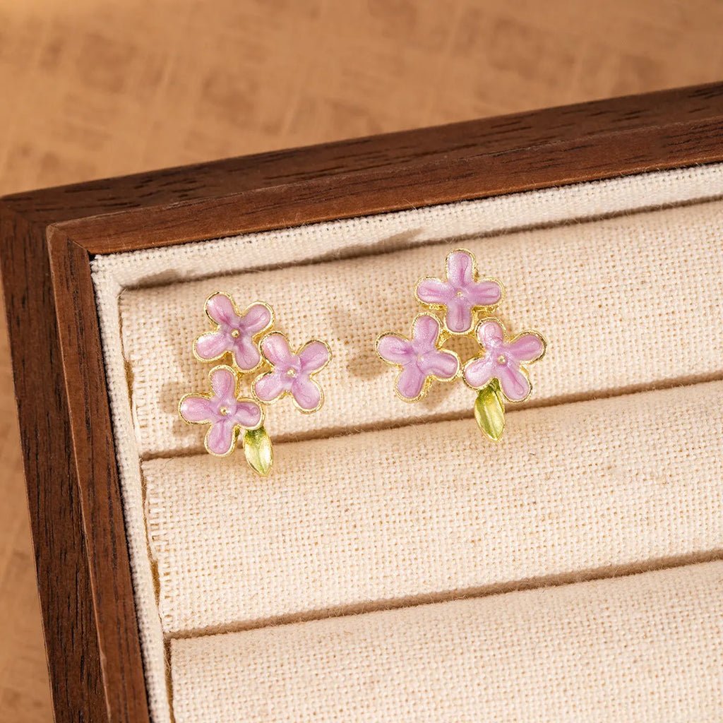 Silver needle flower stud earrings in zinc alloy with electroplated finish, sweet style, colour E39741