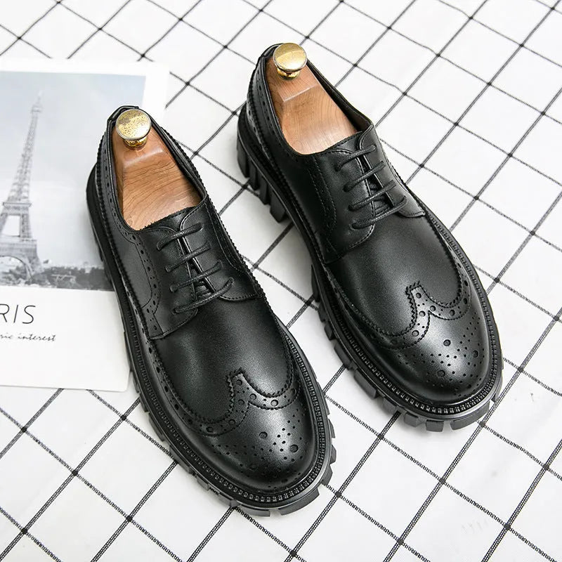 Men's black and brown breathable brogue shoes with round toe design and artificial PU upper