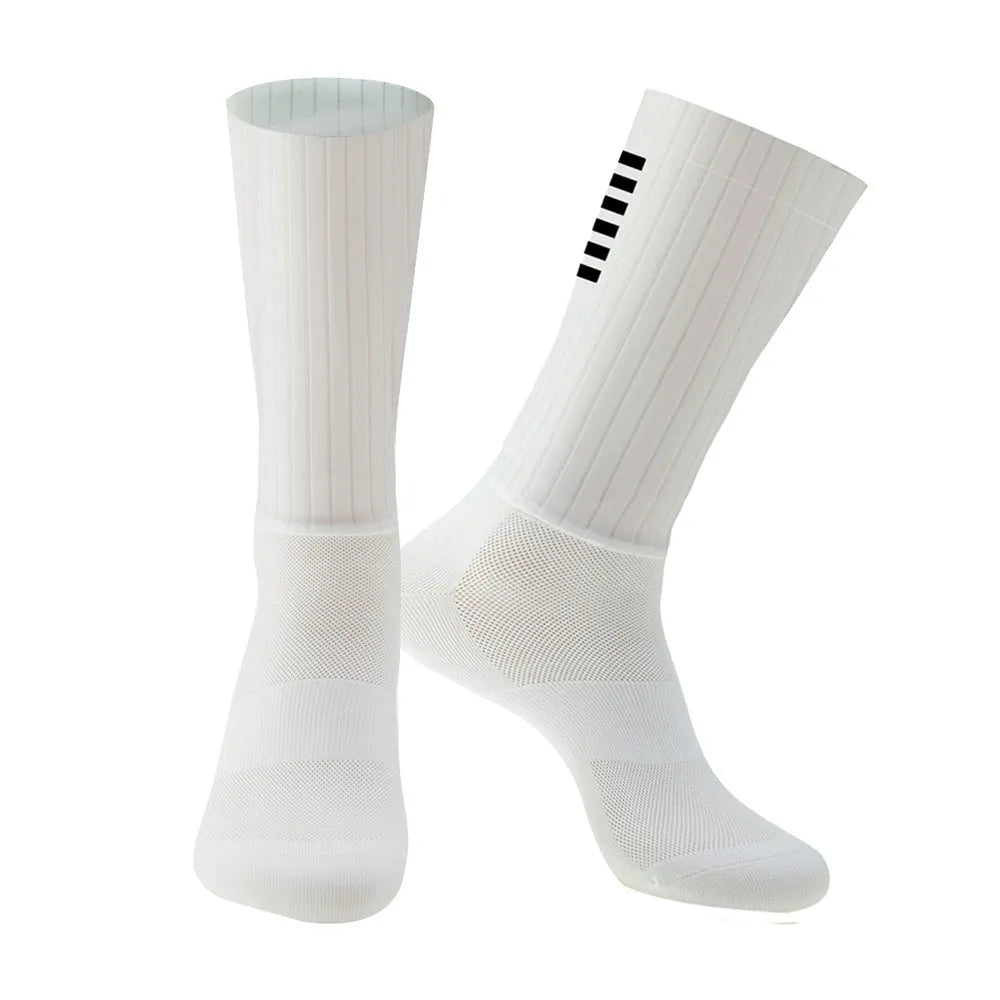 Cycling socks in chemical fibre blend fabric available in six colours for athletic sports