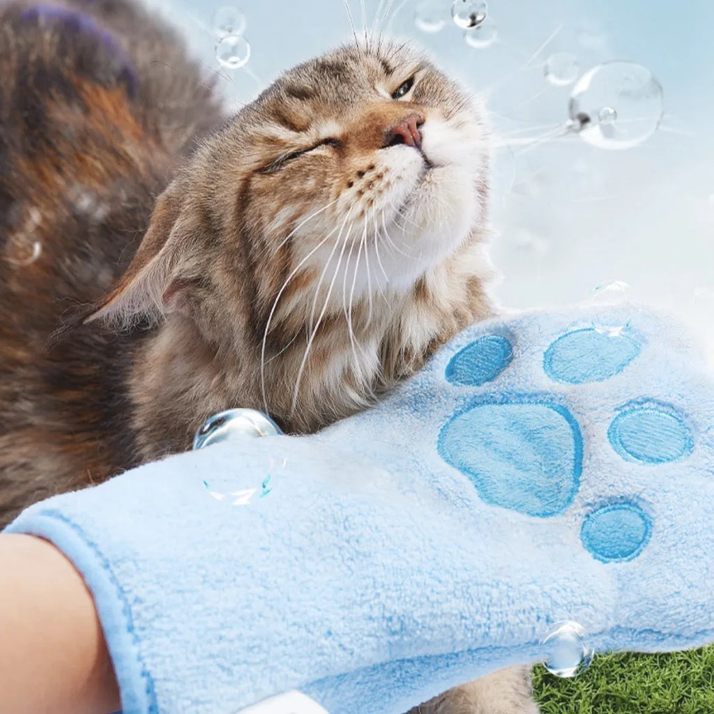 Pet bath essence set with five 30ml sodium hyaluronic acid sachets and one pet bath towel for cats and dogs