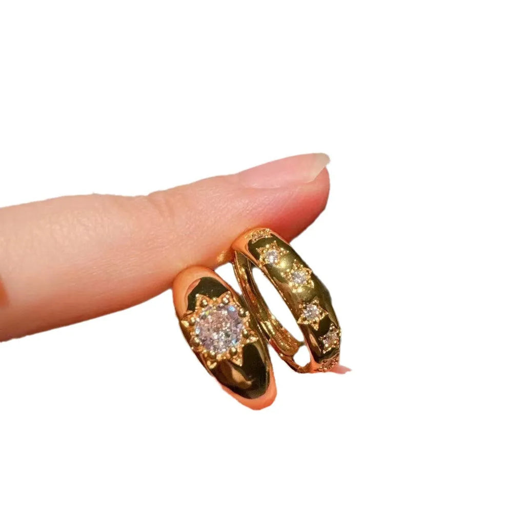 Gold-plated open ring with glossy zircon stone in geometric quadrilateral setting, Asterism colour option