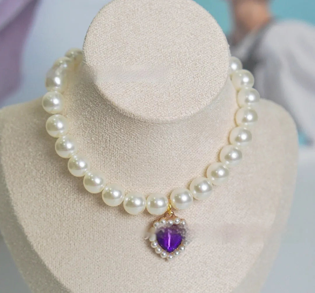 Decorative cat collar necklace with love gem design in translucent colours